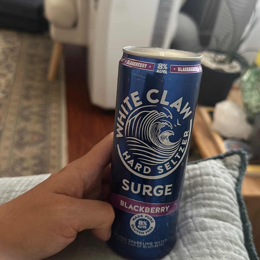 White Claw Candle!! Heyyy!